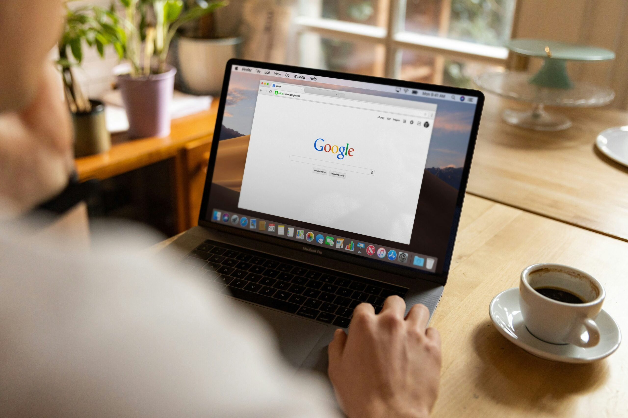 Google repond a votre place : comment rester visible en montagne quand l&rsquo;IA capte les clics